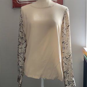 Equipment Silk snakeskin print🕊